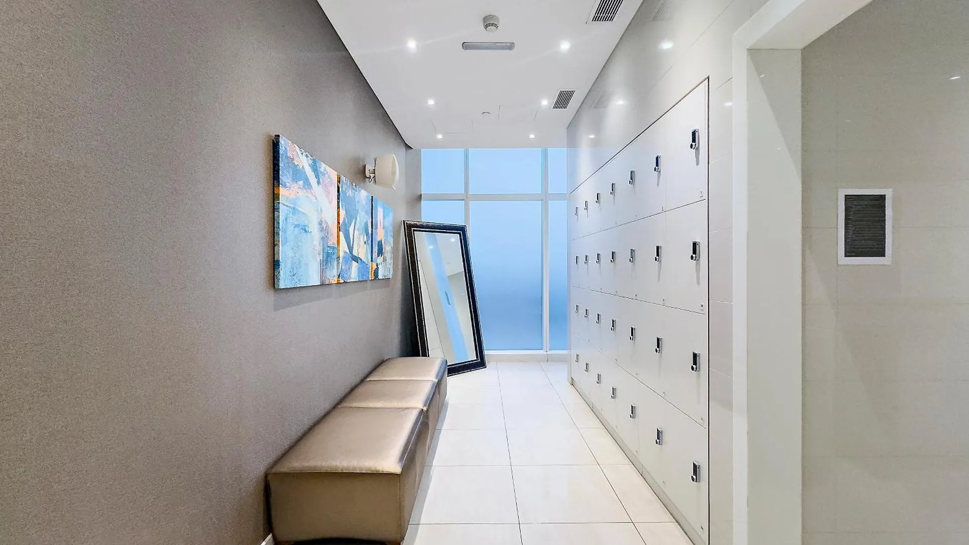 Dubai 2Br Flat, Marina Views, Pool Access, Parking, Walk To Mall Apartment