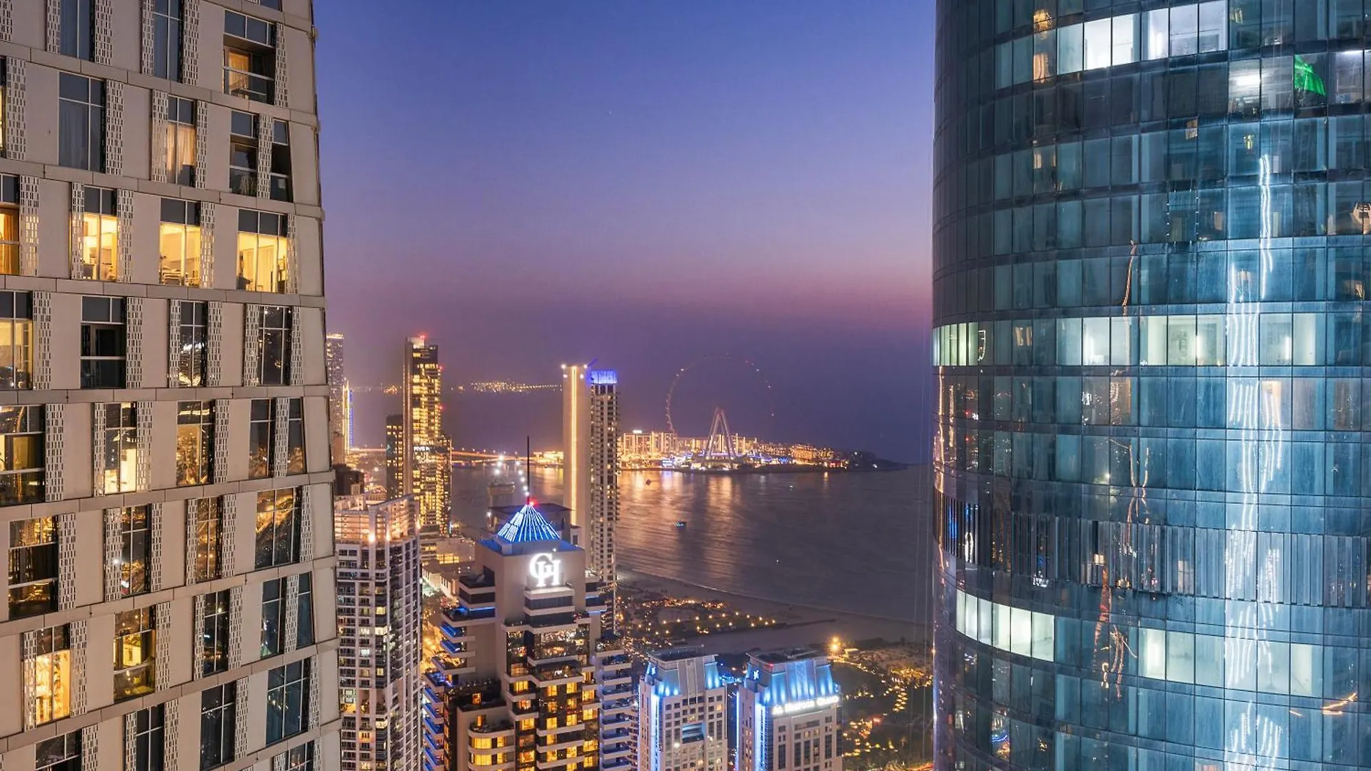 Dubai 2Br Flat, Marina Views, Pool Access, Parking, Walk To Mall Apartment